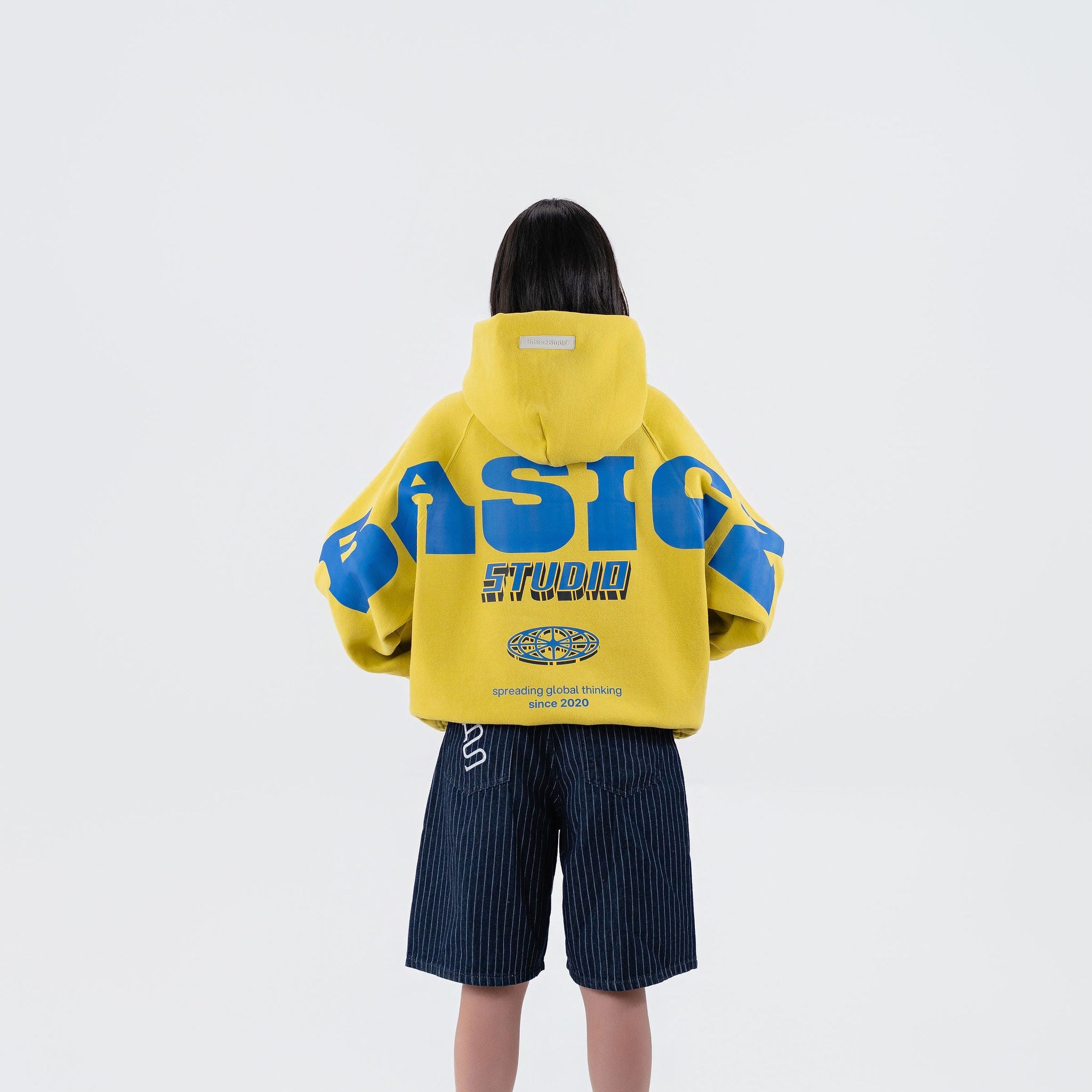 NEW ERA DARK MUSTARD HODIE