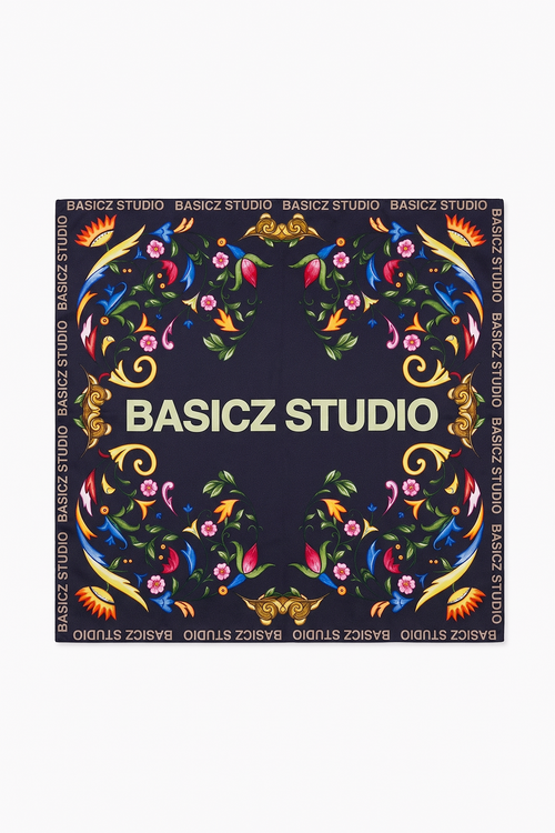 Blooming Sun Black Bandana — frente