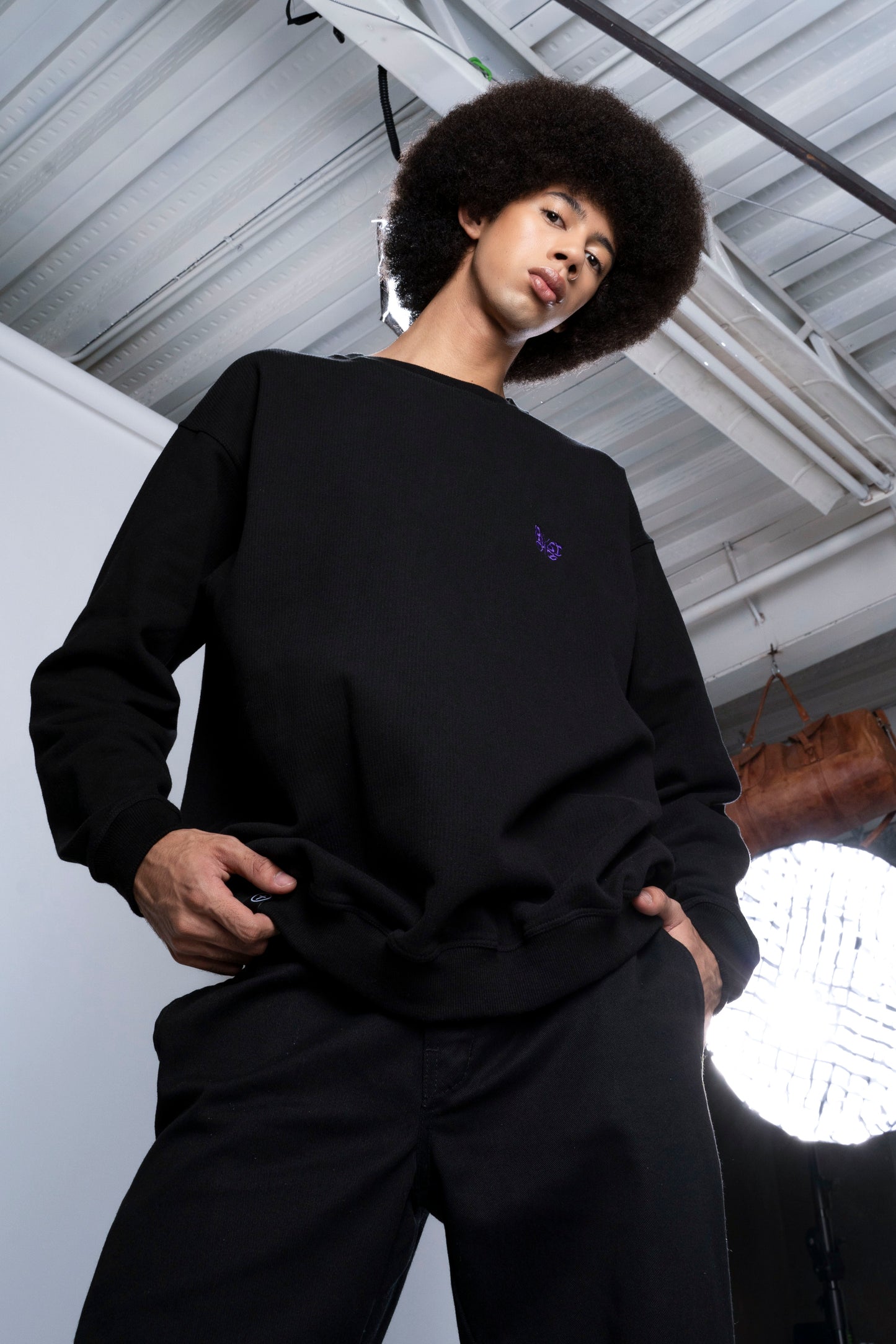 PANA BLACK CREWNECK