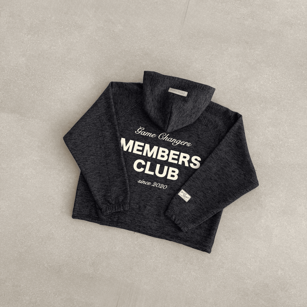 MEMBERS CLUB GRAY AND BLACK