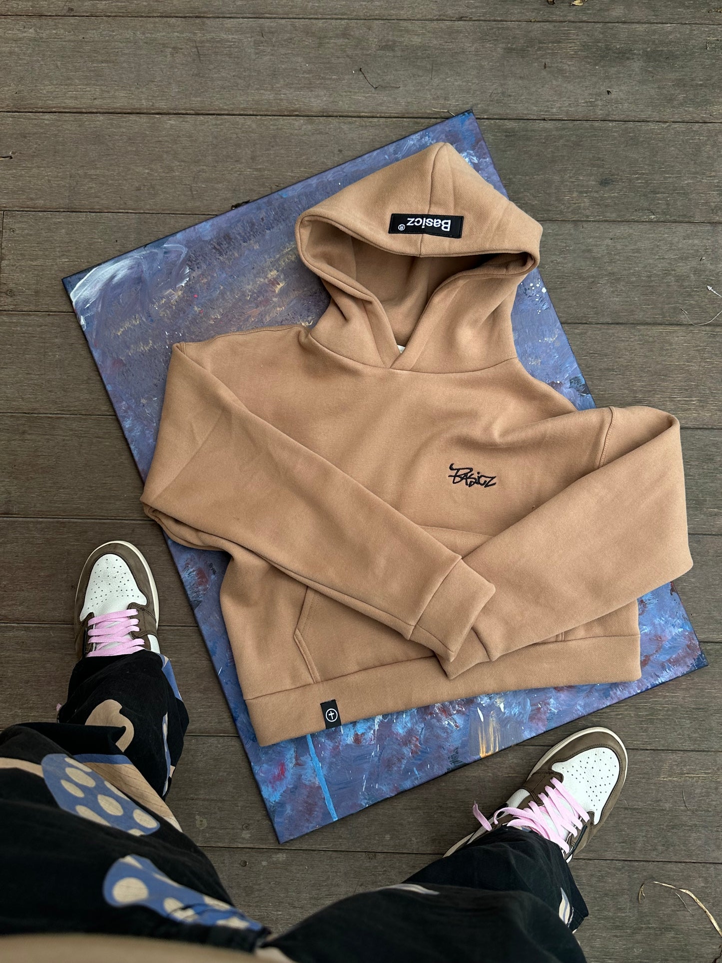 BASICZ STUDIO TAG BEIGE HOODIE