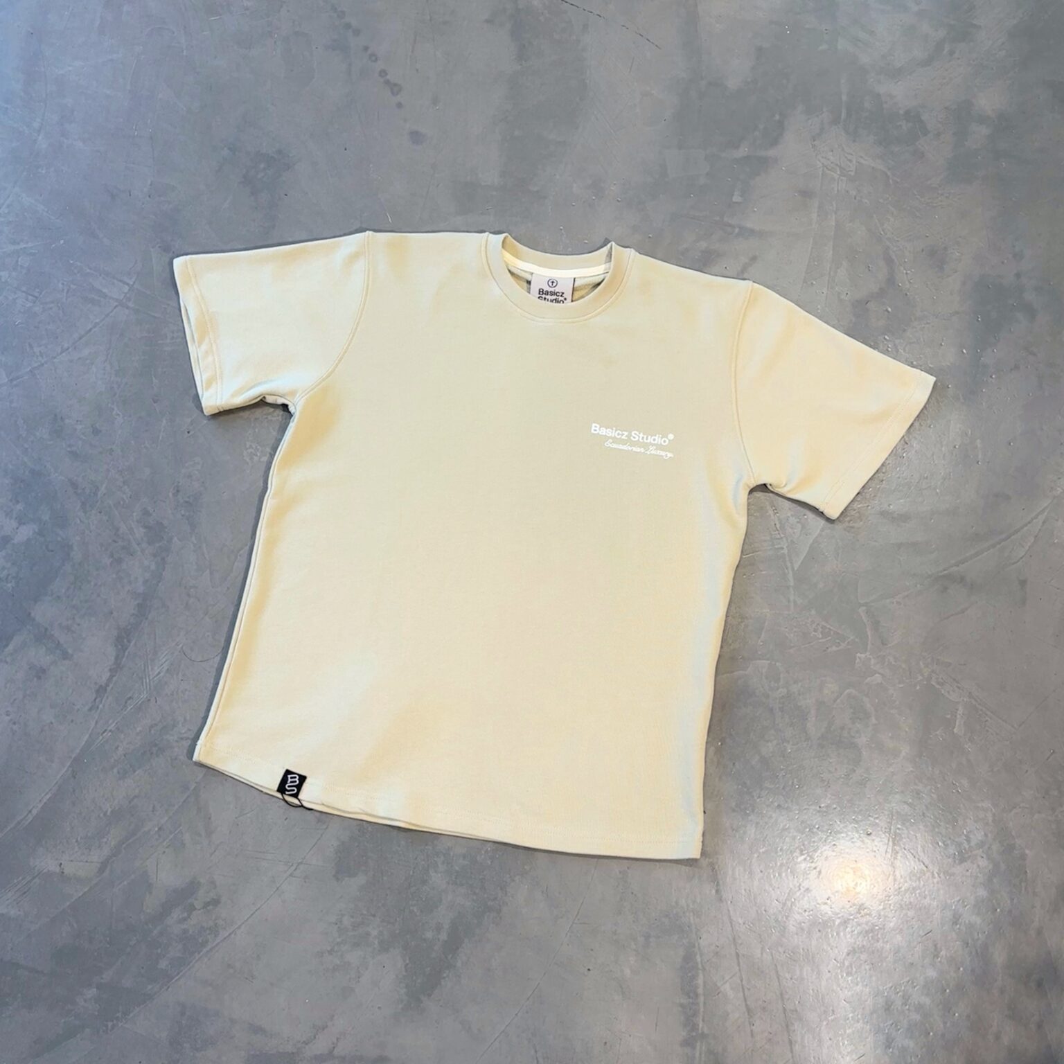 BLANK LATTE TEE